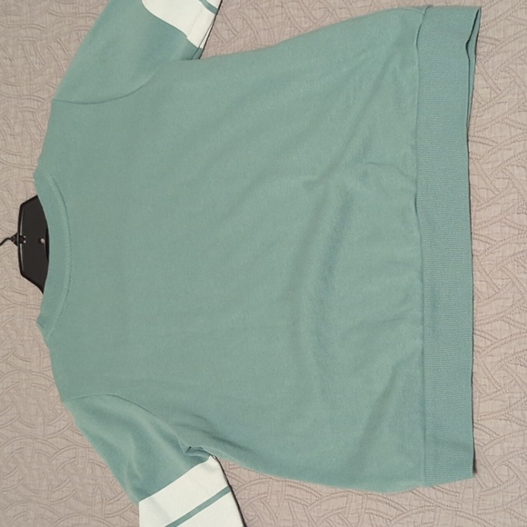 Bob Marley One Love Sweatshirt - Picture 5 of 6